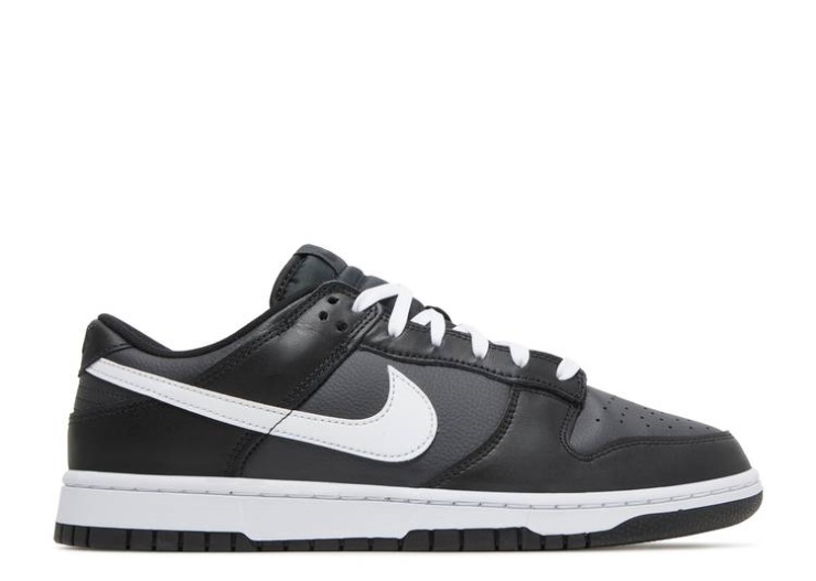 Nike Dunk Low - Black Panda